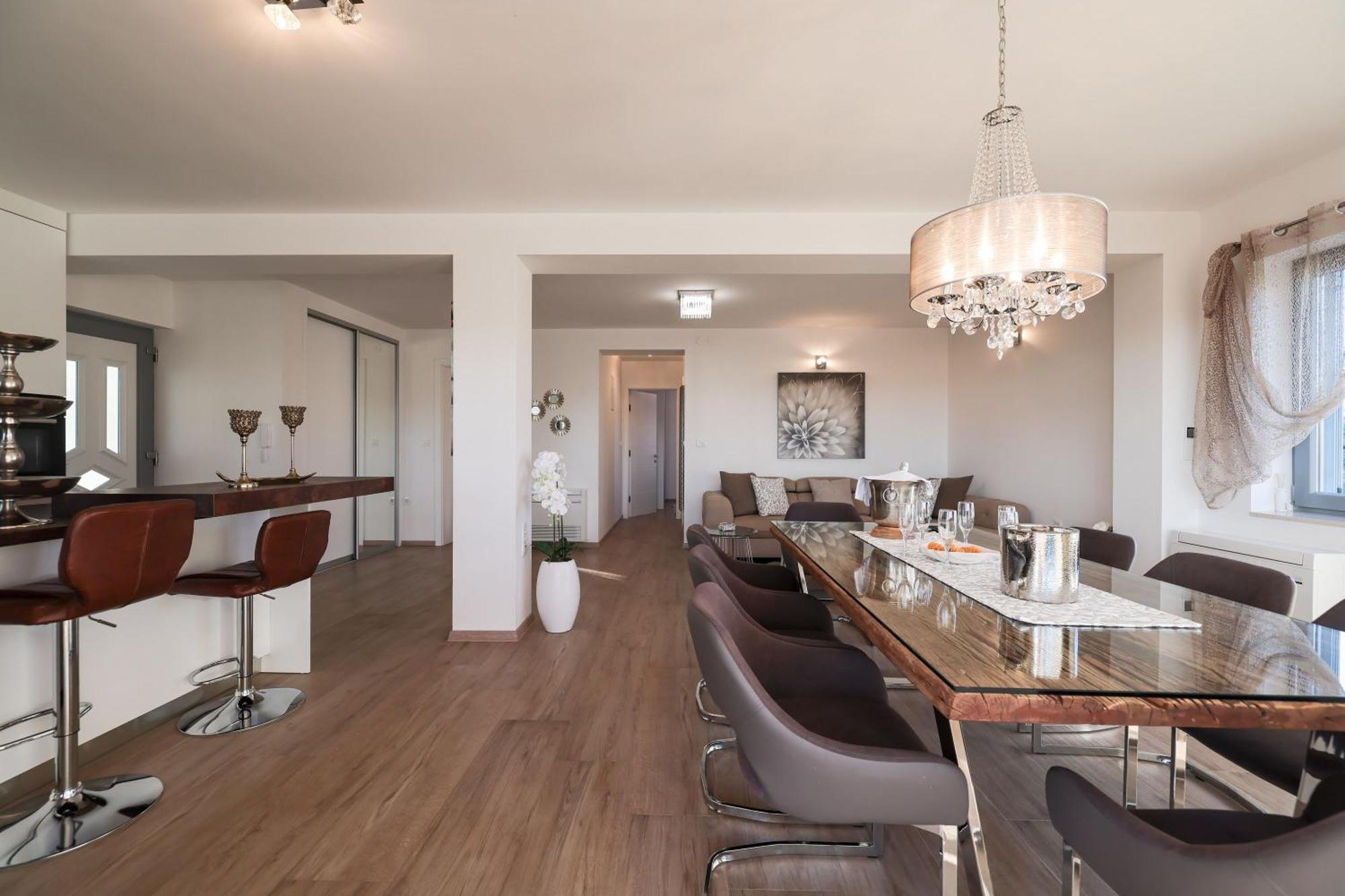 Olive Garden Apartment